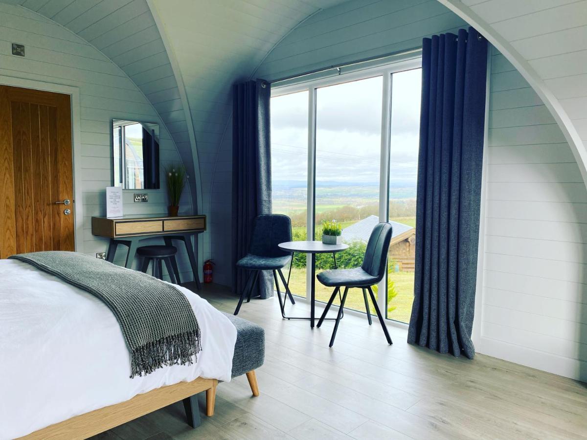 Hotel The Vu Snugs Bathgate Esterno foto